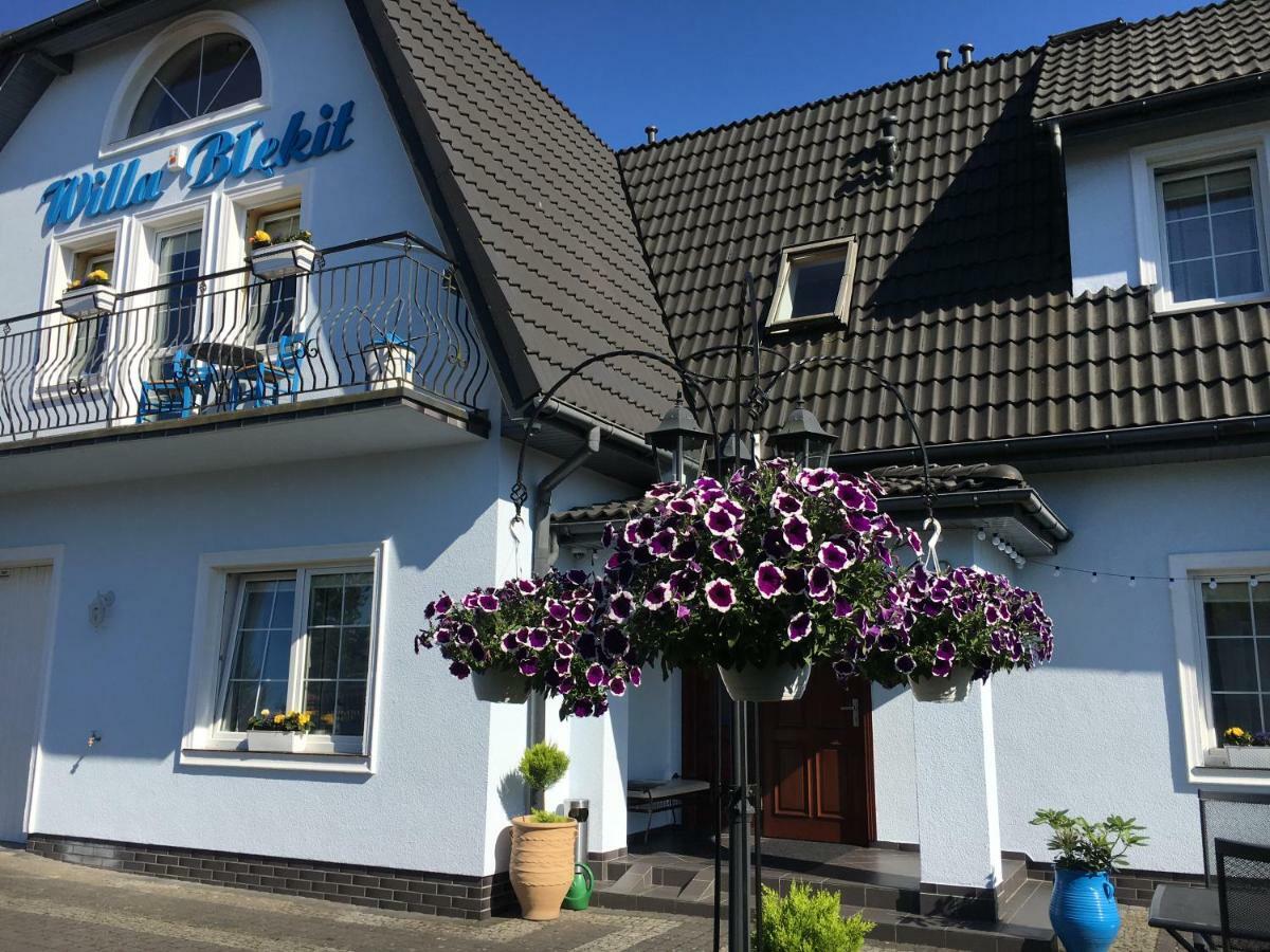 Willa Blekit Ustka Exterior photo